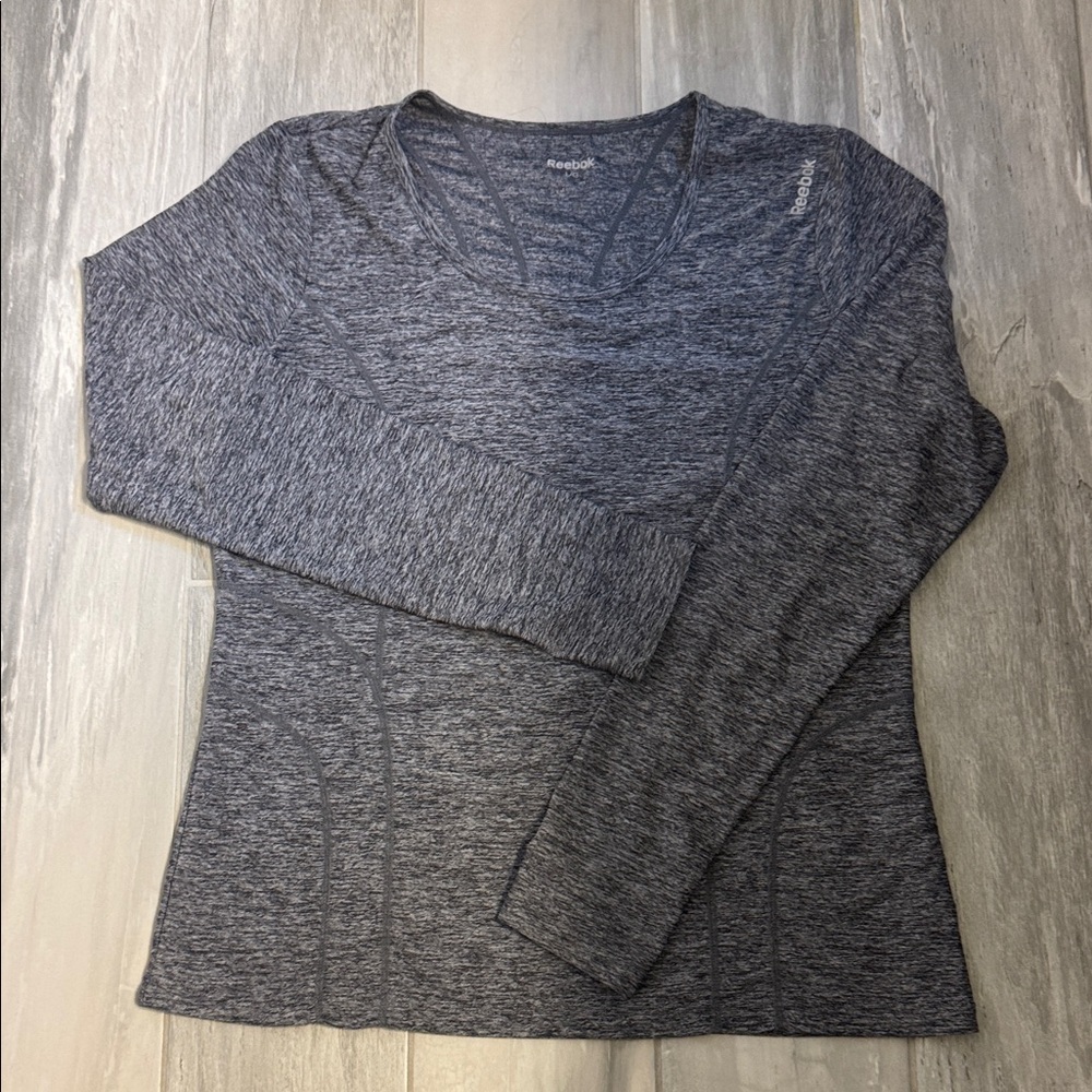 Reebok Women's Heathered Charcoal Long Sleeve Top